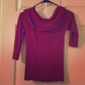 Quarter length sweatshirt